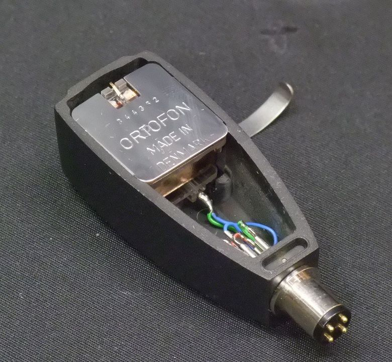 8media:3vin:ortofon_true_mono_cartridges_range-44.jpg