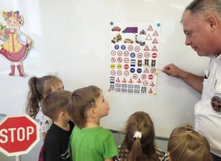 Госавтоинспекция Туапсе провела занятие в детском саду