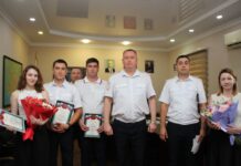 Начальник отдела МВД по Туапсинскому району поздравил сотрудников подразделения с праздником