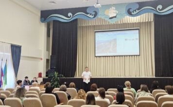 В школах Туапсе сотрудники Госавтоинспекции провели беседы