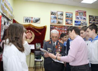 Совет ветеранов Отдела МВД России по Туапсинскому району провел экскурсию для учеников