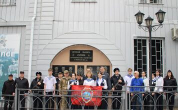 В Туапсе почтили память четверых милиционеров, погибших при исполнении служебных обязанностей